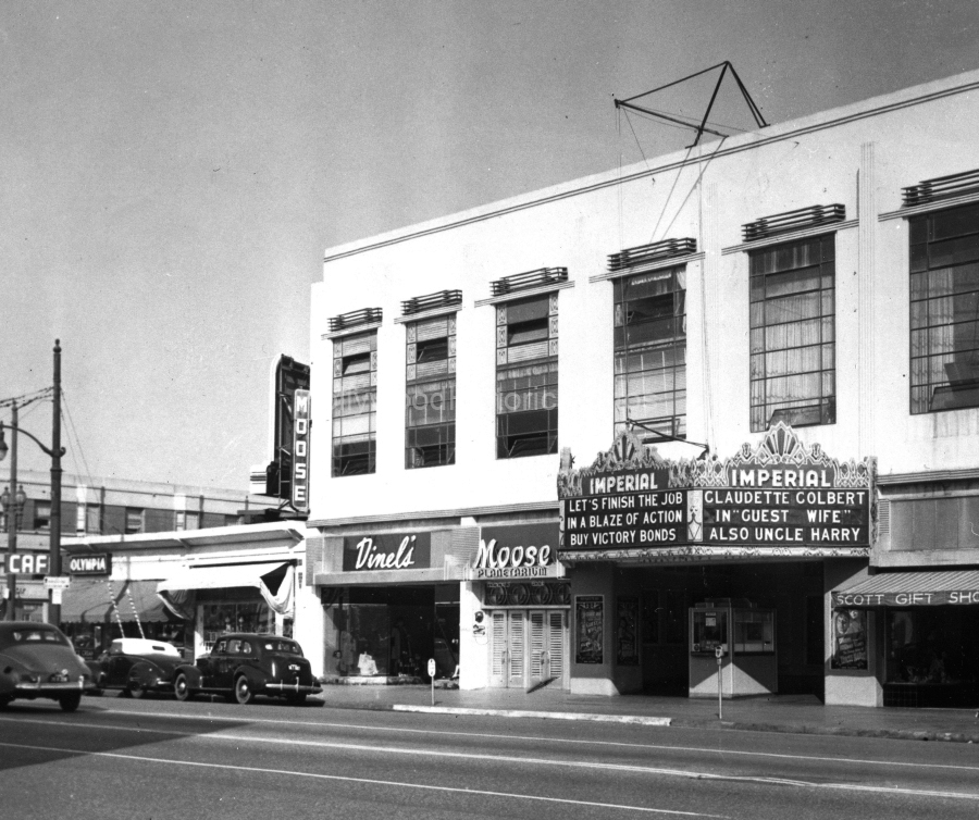 Long Beach 1945 WM.jpg